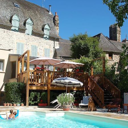 Auberge Saint Fleuret Estaing  Exteriér fotografie